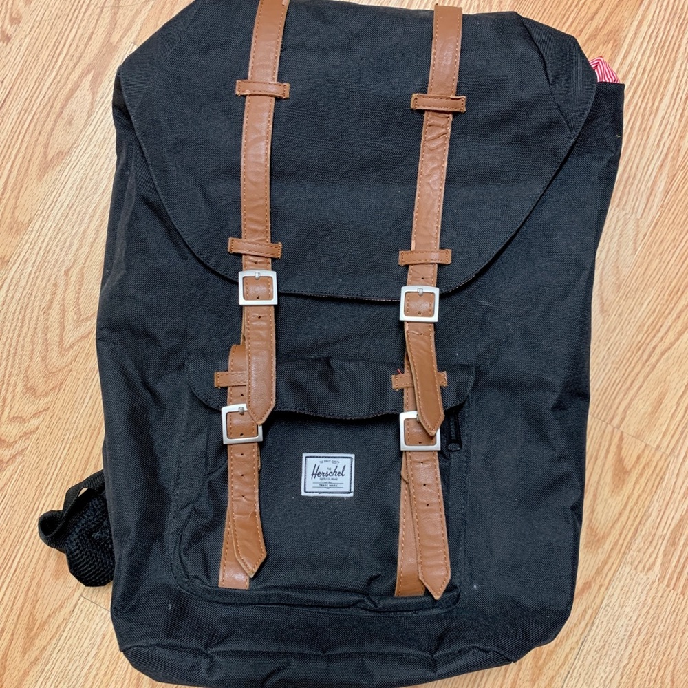 Herschel America Backpack (Black), Almost New!